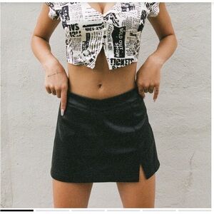 Garage That’s Hot V Waist Faux Leather Skort